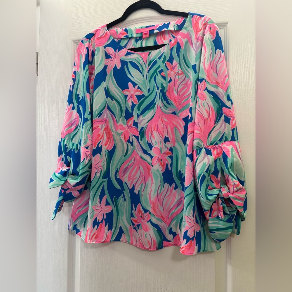 Lilly Pulitzer  long sleeve blouse with tie ends